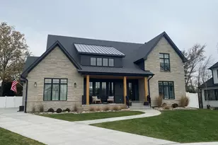 425 40th St, Downers Grove, IL 60515 - Photo 1