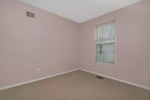 21201 Lily Lake Ln, Crest Hill, IL 60403 - Photo 19