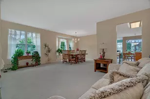 21201 Lily Lake Ln, Crest Hill, IL 60403 - Photo 3