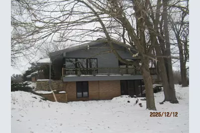 1943 Woodside Drive, Freeport, IL 61032 - Photo 7