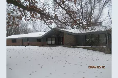 1943 Woodside Drive, Freeport, IL 61032 - Photo 1