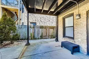 1730 W Beach Ave, Chicago, IL 60622 - Photo 15