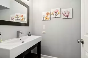 4210 N Walnut Ave, Arlington Heights, IL 60004 - Photo 11