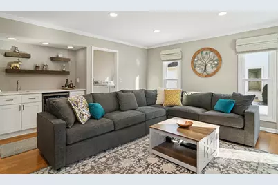 4210 N Walnut Avenue, Arlington Heights, IL 60004 - Photo 9