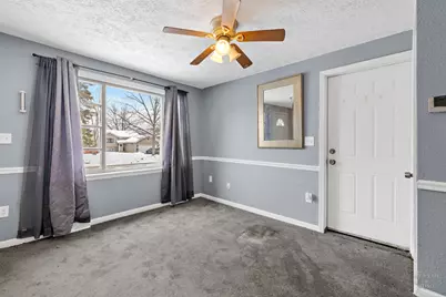 2406 Hermon Avenue, Zion, IL 60099 - Photo 5