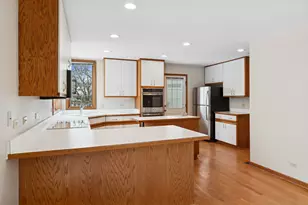 [Address not provided], Aurora, IL 60502 - Photo 5