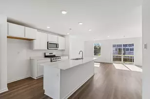 1431 Oakfield Ln, Pingree Grove, IL 60140 - Photo 5