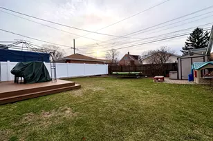 2841 W 100th Pl, Evergreen Park, IL 60805 - Photo 19