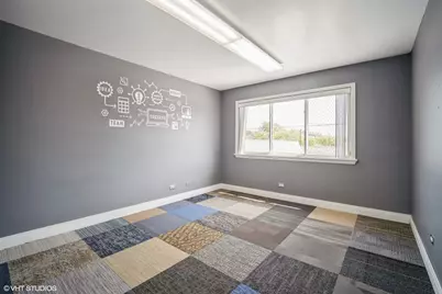 8755 Trumbull Avenue, Skokie, IL 60076 - Photo 11