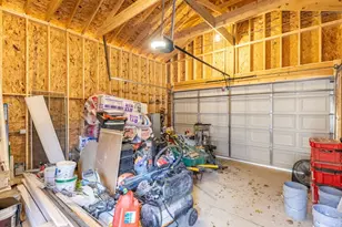 1817 Kelly Ave, Crest Hill, IL 60403 - Photo 31