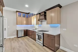 1817 Kelly Ave, Crest Hill, IL 60403 - Photo 11