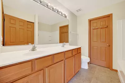 1492 Waterside Drive #1, Dekalb, IL 60115 - Photo 31