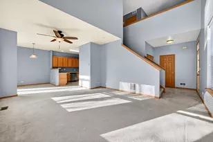 1492 Waterside Dr, Dekalb, IL 60115 - Photo 17