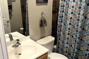 1730 W Beach Ave, Chicago, IL 60622 - Photo 5