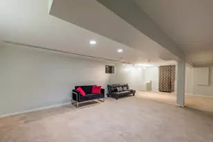 1711 Napa Dr, Gurnee, IL 60031 - Photo 27