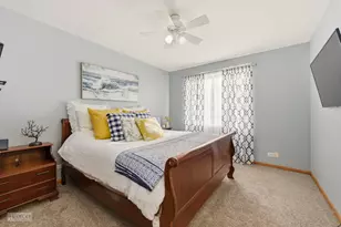 397 Cascade Ln, Oswego, IL 60543 - Photo 17