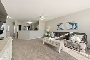 397 Cascade Ln, Oswego, IL 60543 - Photo 13