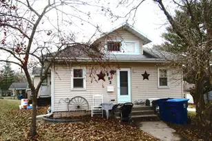 803 Madison Ave, Dixon, IL 61021 - Photo 1