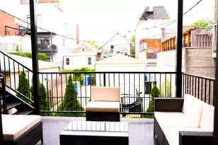 1730 W Beach Ave, Chicago, IL 60622 - Photo 21