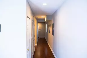 1730 W Beach Ave, Chicago, IL 60622 - Photo 7