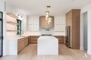 10226 S 81st Ave, Palos Hills, IL 60465 - Photo 9