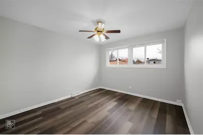 502 E Memorial Road, Bensenville, IL 60106 - Photo 11