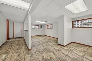 502 E Memorial Rd, Bensenville, IL 60106 - Photo 17