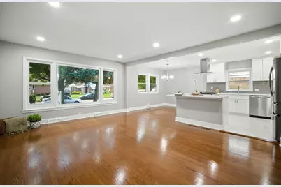 8915 Laramie Avenue, Skokie, IL 60077 - Photo 3