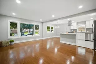 [Address not provided], Skokie, IL 60077 - Photo 3