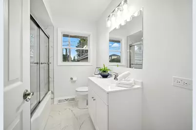 8915 Laramie Avenue, Skokie, IL 60077 - Photo 17