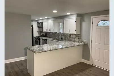 518 Tyler Drive, Carpentersville, IL 60110 - Photo 5