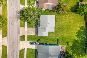 1388 Bow String Ct, Carol Stream, IL 60188 - Photo 23