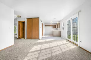 1388 Bow String Ct, Carol Stream, IL 60188 - Photo 7