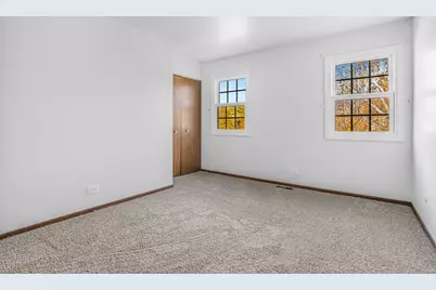 1388 Bow String Court, Carol Stream, IL 60188 - Photo 15