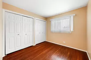 920 Valley Stream Dr, Wheeling, IL 60090 - Photo 11