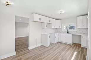 16460 Honore Ave, Markham, IL 60428 - Photo 9