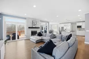 23199 N Sanctuary Club Dr, Kildeer, IL 60047 - Photo 7