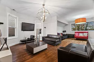 2850 W Henderson St, Chicago, IL 60618 - Photo 5