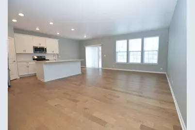 1029 Draper Road, McHenry, IL 60050 - Photo 3