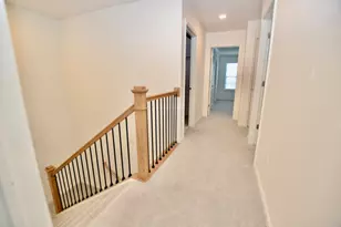 1029 Draper Rd, McHenry, IL 60050 - Photo 7