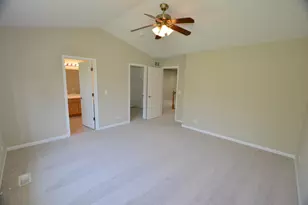 [Address not provided], Aurora, IL 60502 - Photo 25