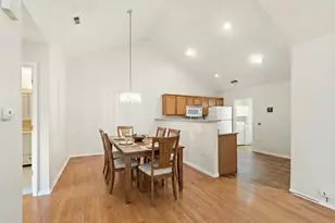 18276 Murphy Cir, Tinley Park, IL 60487 - Photo 9