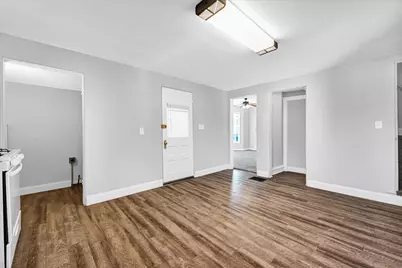 340 E Baker Street, Bloomington, IL 61701 - Photo 9