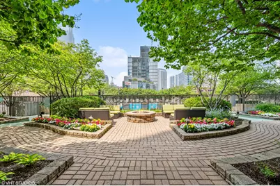 400 N La Salle Drive #4208, Chicago, IL 60654 - Photo 19