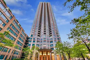 400 N La Salle Dr, Chicago, IL 60654 - Photo 1