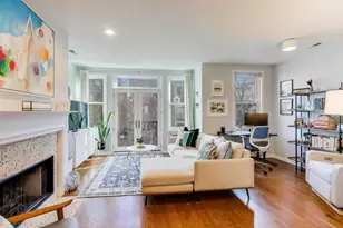 1038 N Marshfield Ave, Chicago, IL 60622 - Photo 3