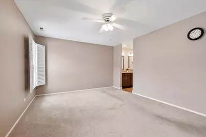 226 Coventry Circle #148, Vernon Hills, IL 60061 - Photo 9