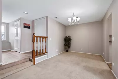 226 Coventry Circle #148, Vernon Hills, IL 60061 - Photo 3