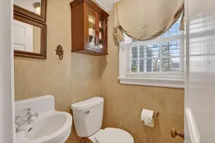 422 N Gardiner Ave, Rockford, IL 61107 - Photo 23