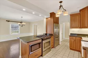 422 N Gardiner Ave, Rockford, IL 61107 - Photo 19